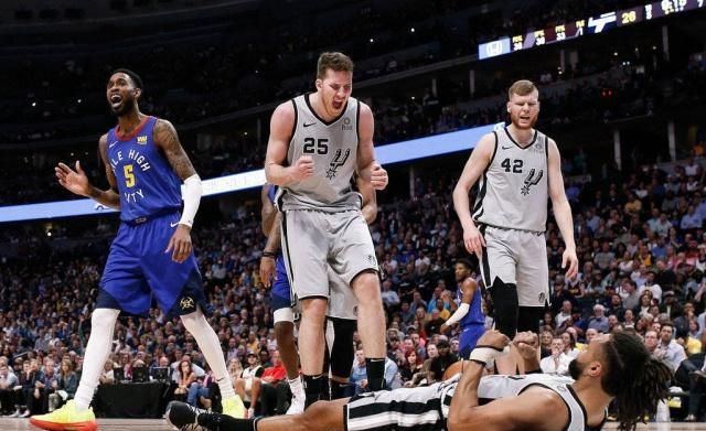 包含步行者惜败马刺，憾失胜机的词条