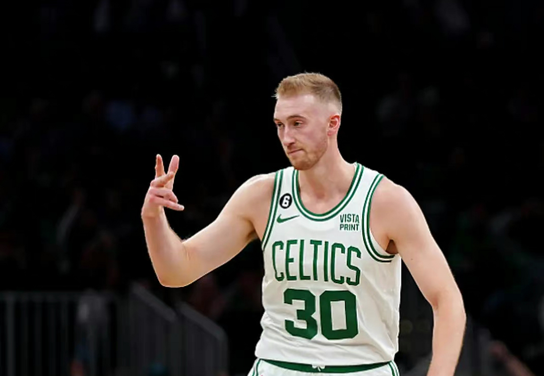 绿军客场负于老鹰，战绩逐渐滑落的简单介绍