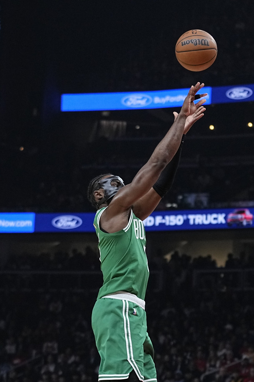 绿军客场负于老鹰，战绩逐渐滑落的简单介绍