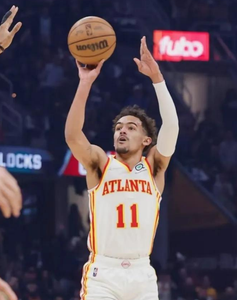 包含老鹰主场大胜太阳取得关键胜利的词条