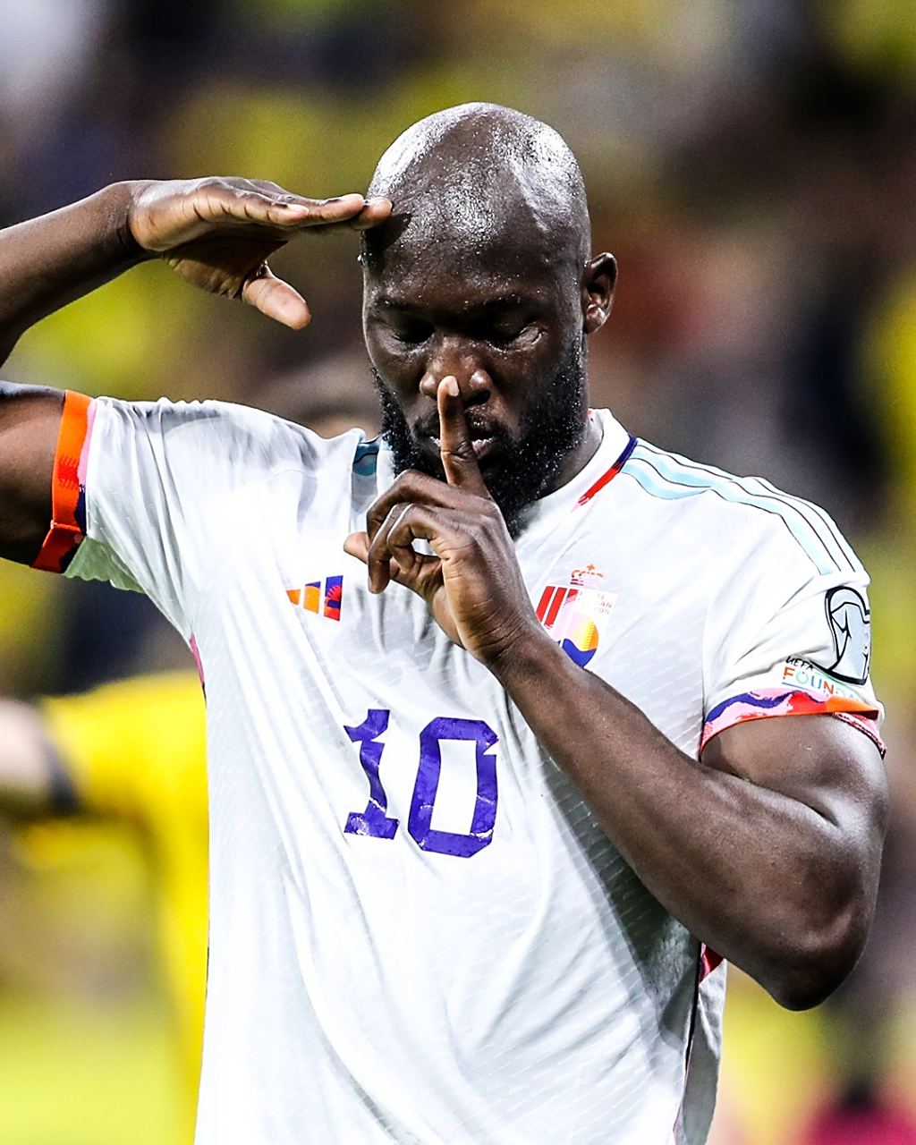 美国翻盘瑞典，科瓦契奇完成帽子戏法的简单介绍