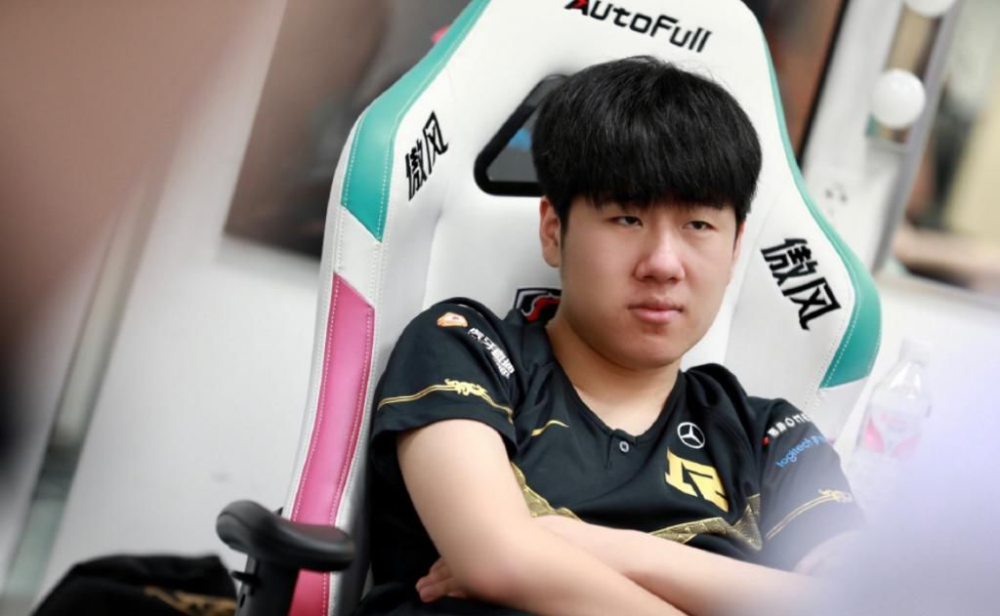 S赛队主教练发声，誓言带队登顶的简单介绍