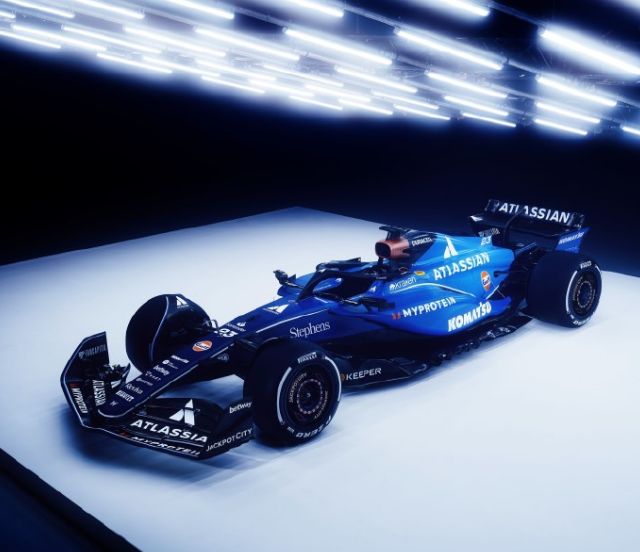 -索伯车队险胜红牛车队，阿隆索惊艳四座