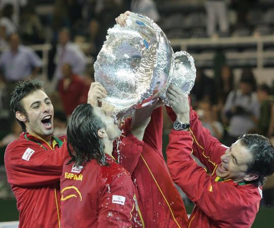 开云体育平台APP-戴维斯杯横扫拉沃尔杯，穆雷扛起全队