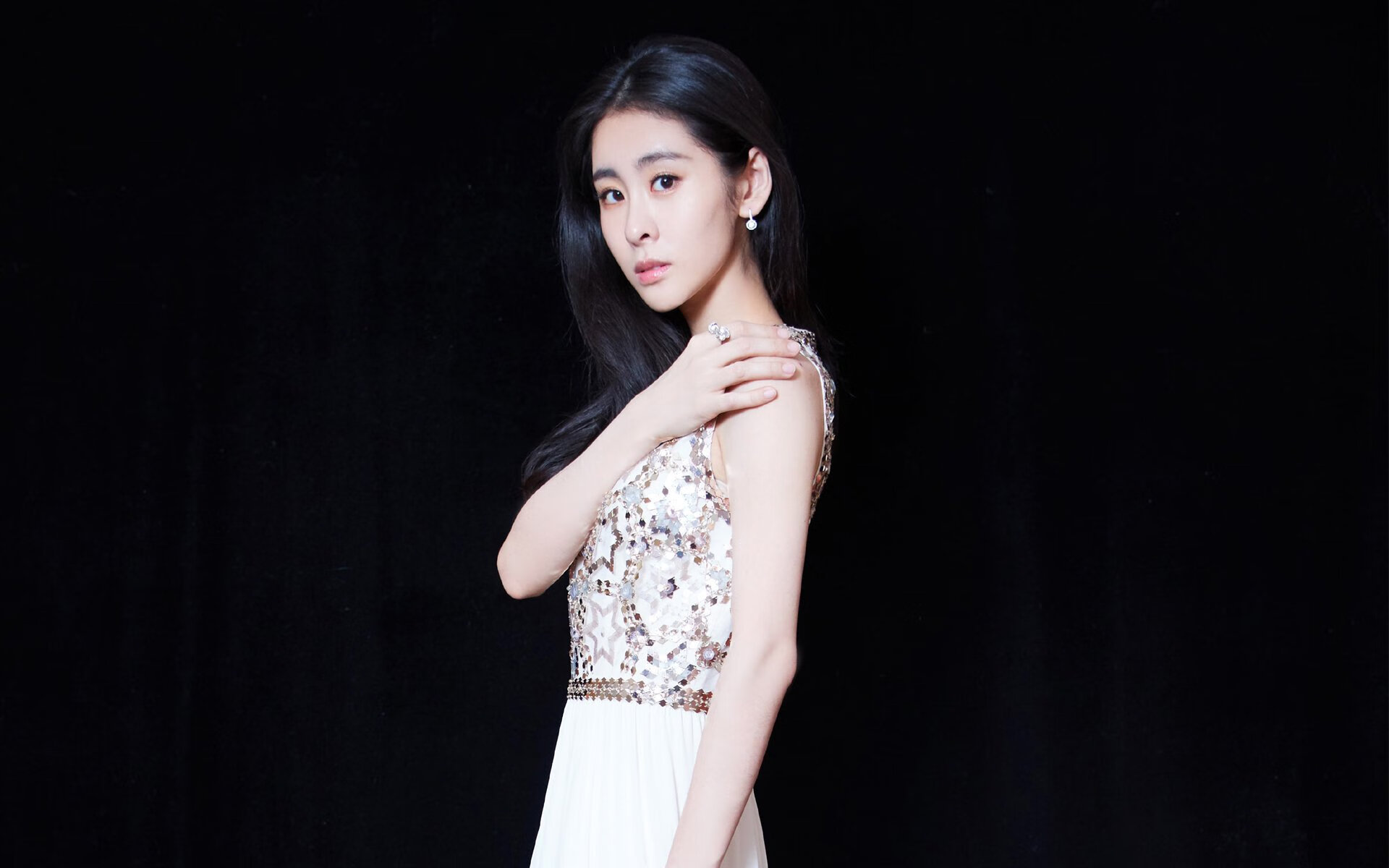 -金元时代的孤胆英雄，巴黎曼联的资本狂宴与门迪的个人接管