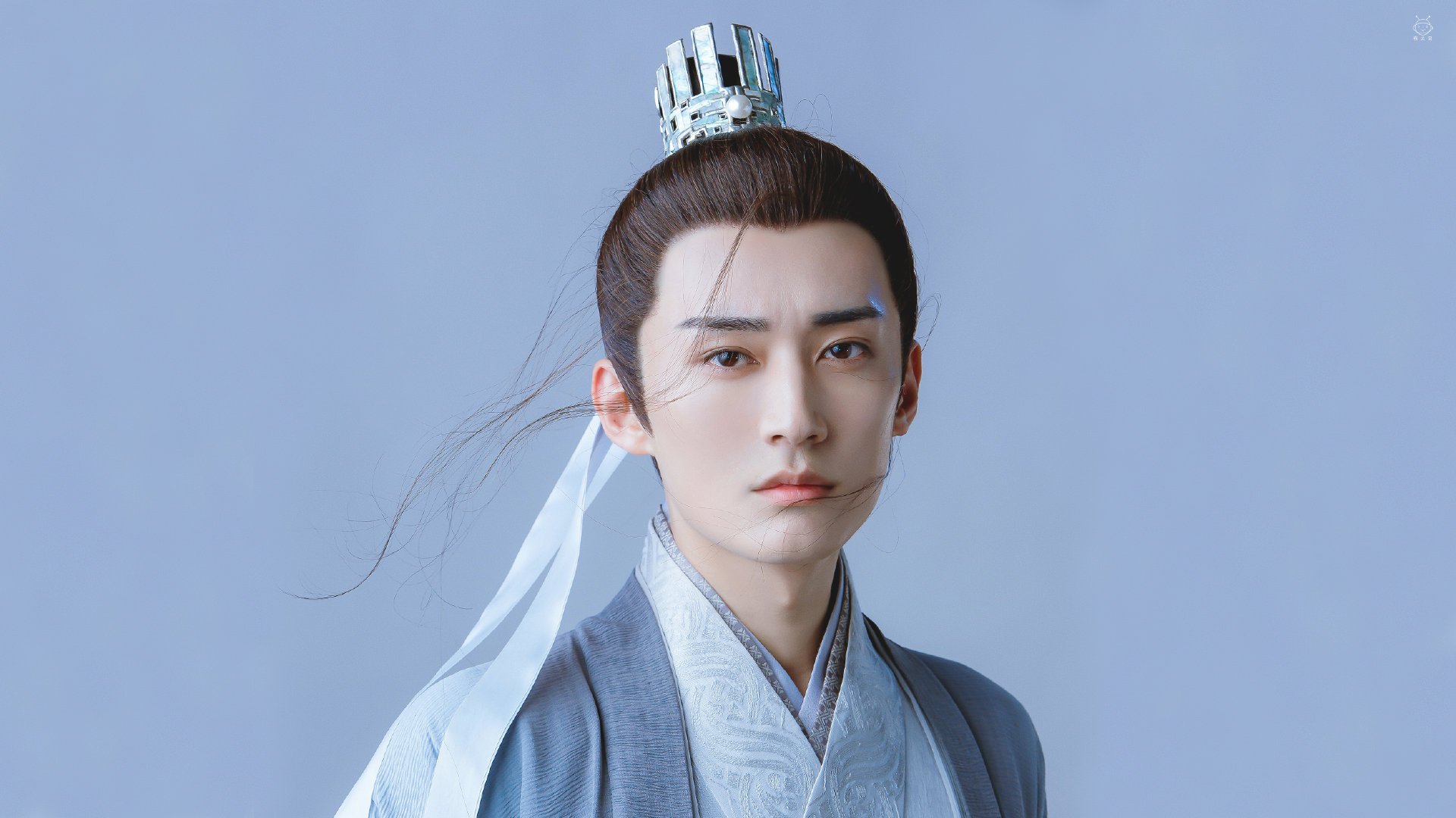 轰鸣与沉默，当F1街道之夜遇见哈登的无人之境