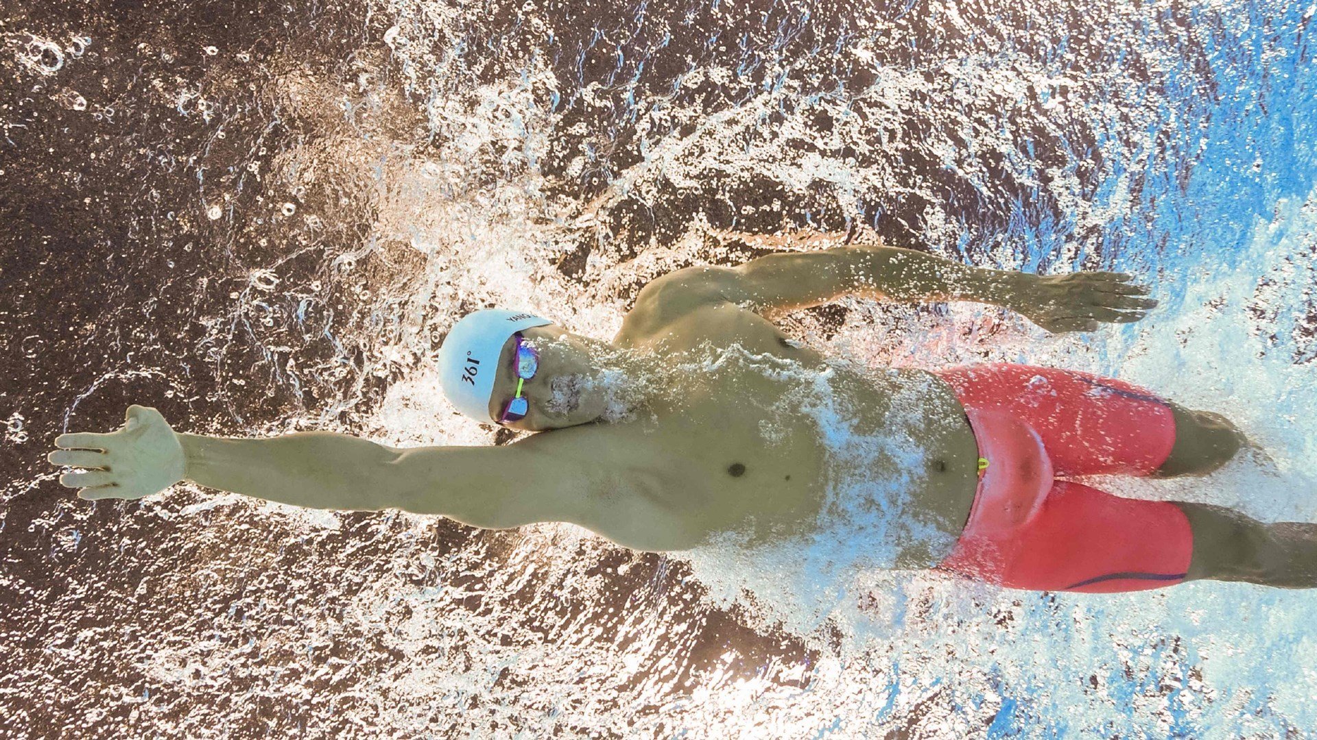 开云体育官方网站-篮网军团碾压式晋级，霍勒迪致命一击成勇士王朝最后叹息的谱写者