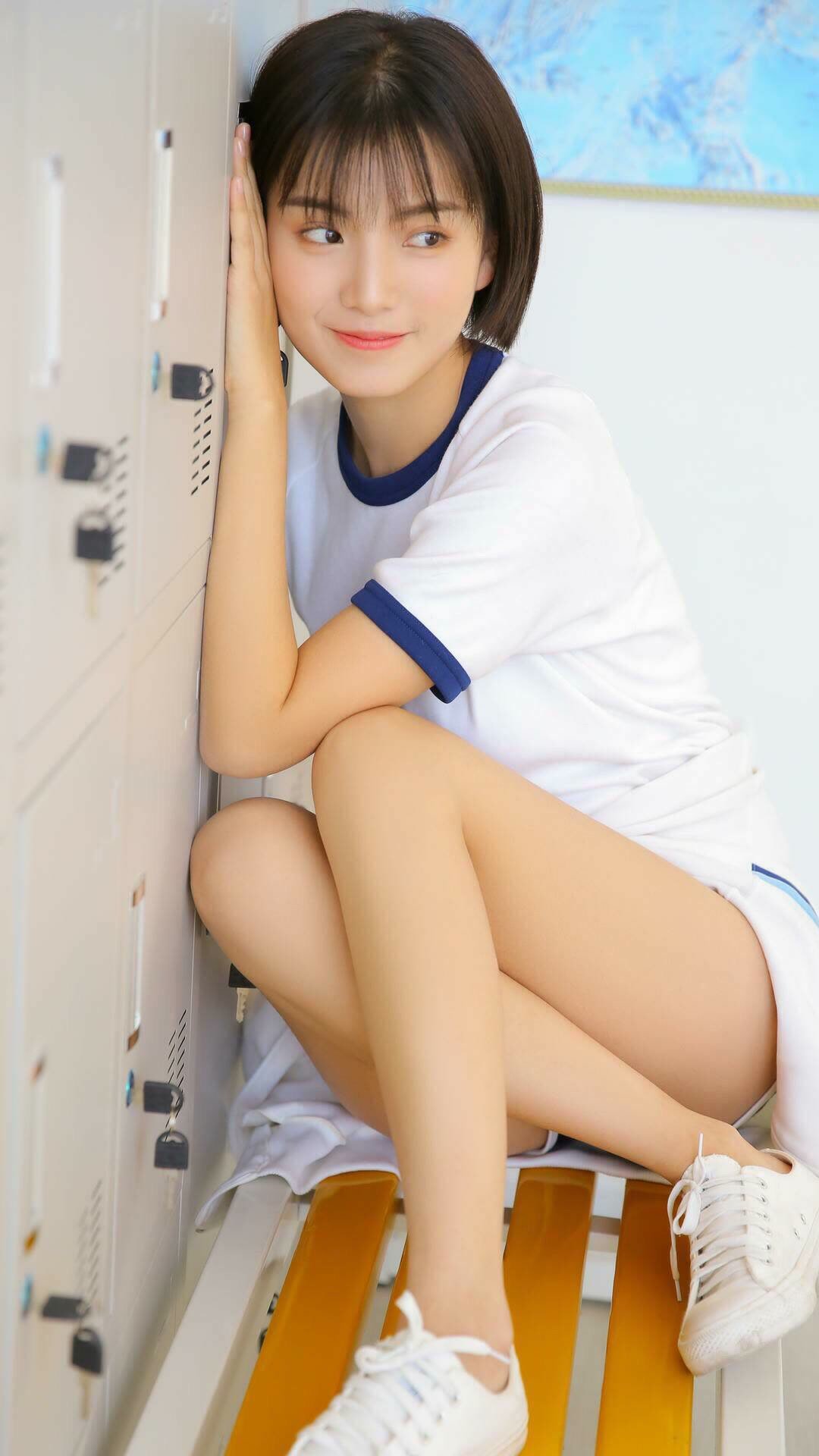 黄金中场的回归，坎特攻防统治，助比利亚雷亚尔轻取沙特挑战